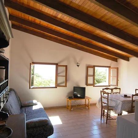 La Liscia Apartment Tiuccia